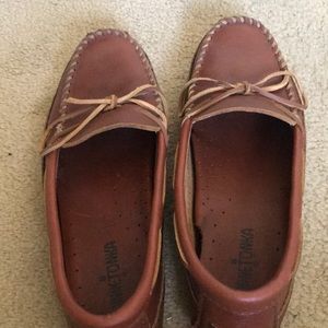Minnetonka Moccasins Driving Shoes Size 8 1/2
